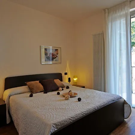 公寓 Sleeps 4 Pool T421283